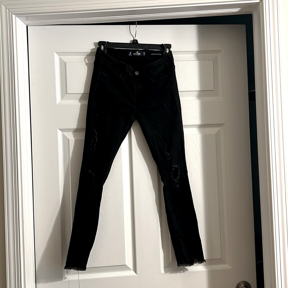 Hollister Lowe Rise Super Skinny Crop Jeans